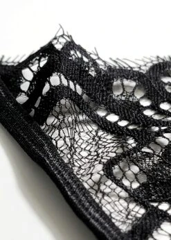 BLUEBELLA Fenella Thong 11 BLUEBELLA Fenella Thong -BLUEBELLA Sales Store 20210305 173811 01