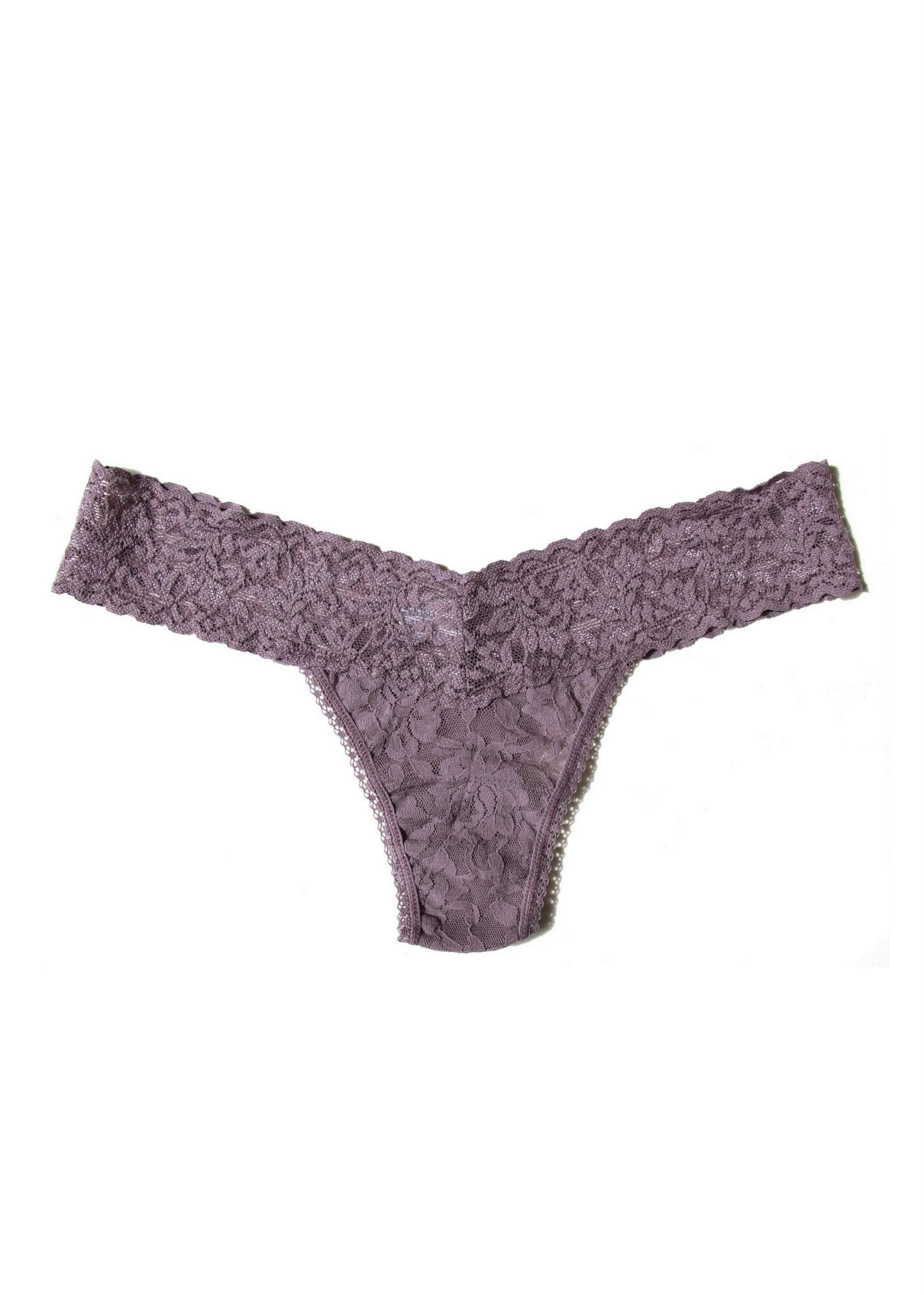 HANKY PANKY Signature Lace Low Rise Thong 4 HANKY PANKY Signature Lace Low Rise Thong - Image 4