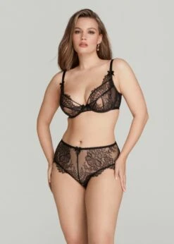 AGENT PROVOCATEUR Kiya Plunge Bra (Black) 9 AGENT PROVOCATEUR Kiya Plunge Bra (Black) -BLUEBELLA Sales Store agent provocateur kiya plunge bra black lace underwired luxury lingerie D