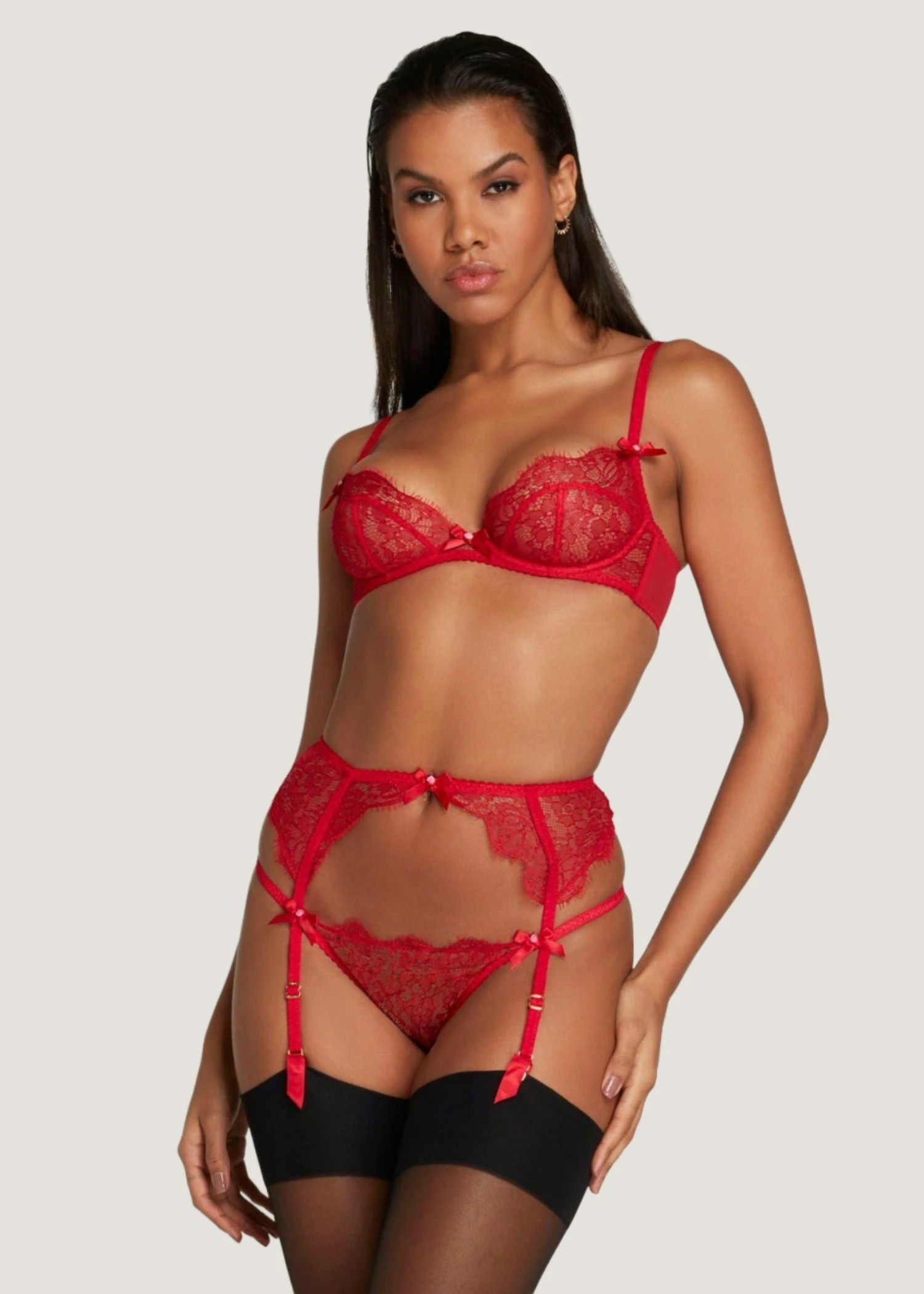 AGENT PROVOCATEUR Lorna Lace Suspender (Red) 2 AGENT PROVOCATEUR Lorna Lace Suspender (Red) - Image 2