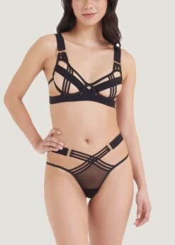 BLUEBELLA Sutton Bra -BLUEBELLA Sales Store bluebella sutton underwired open bra black non padded cupless bra sexy lingerie D