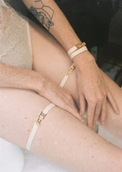 Unbearable Lightness Rendez-vous Kit -BLUEBELLA Sales Store il41.iv atelier amour insoutenable l g ret rendezvou kit harness body white ivory sexy lingerie accessories F