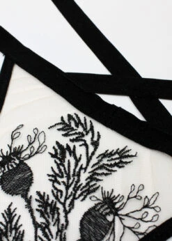 Verona Embroidered Thong -BLUEBELLA Sales Store thistle spire verona thong 1